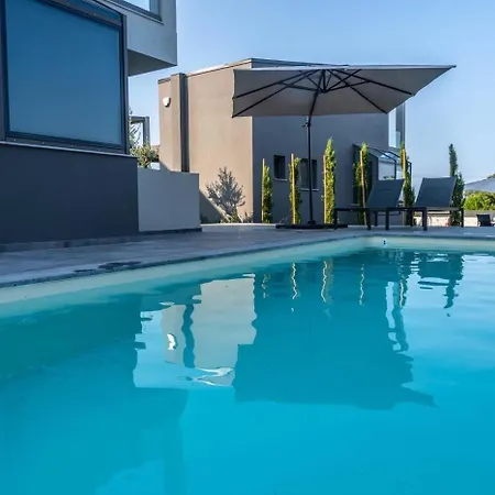 Sunrise Villa